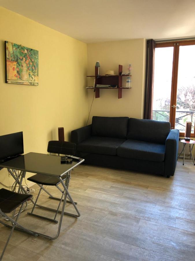 Apartament 23 Rue De La Chapelle Paryż Zewnętrze zdjęcie